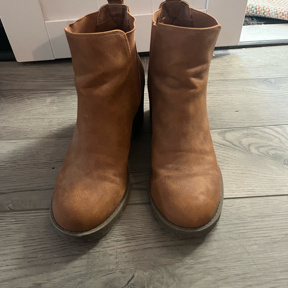 Dirty Laundry - Brown Ankle Boots, Women’s Sz 7.5